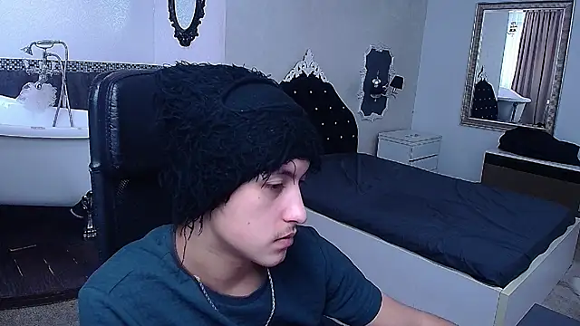 GriffinDane online show from February 20, 2026, 6:26 am