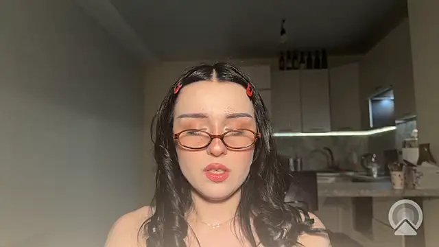 alicelanei online show from March 19, 2026, 7:29 pm