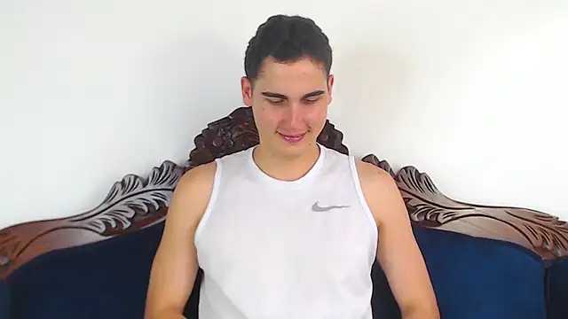 ryanlevi1 online show from March 3, 2026, 8:37 pm