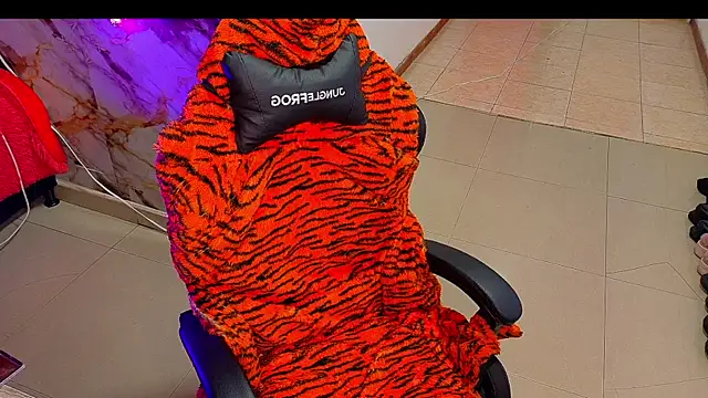 Snapshot of nova_kitttyy chatting on February 28, 2026, 10:33 pm nova kitttyy online show from February 28, 2026, 10:33 pm