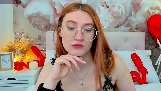 Snapshot of TinaHarp chatting on March 21, 2026, 6:18 am TinaHarp online show from March 21, 2026, 6:18 am