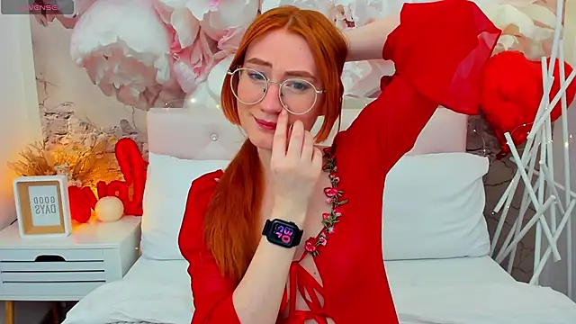 Snapshot of TinaHarp chatting on March 28, 2026, 6:13 am TinaHarp online show from March 28, 2026, 6:13 am