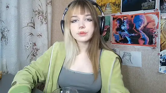 Snapshot of MilaTyan chatting on May 29, 2026, 4:05 pm MilaTyan online show from May 29, 2026, 4:05 pm