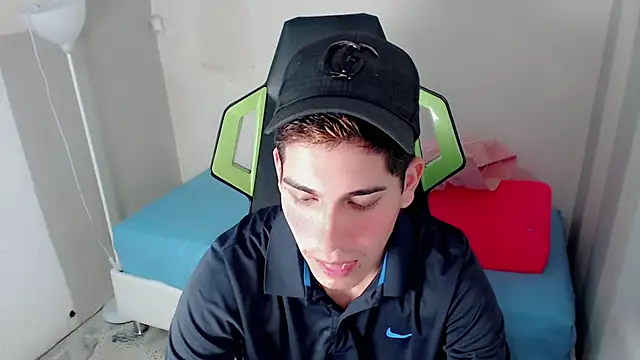 Snapshot of Bby_cash_ chatting on February 18, 2026, 8:49 pm Bby cash online show from February 18, 2026, 8:49 pm