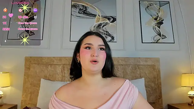 zoe moon   online show from May 23, 2026, 7:29 pm