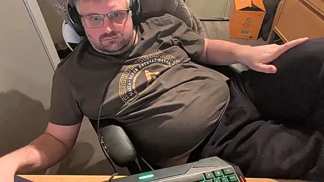 Snapshot of hainorswe chatting on February 26, 2026, 11:48 pm hainorswe online show from February 26, 2026, 11:48 pm