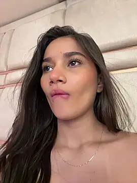 AlessiaVallmont online show from March 20, 2026, 2:55 pm