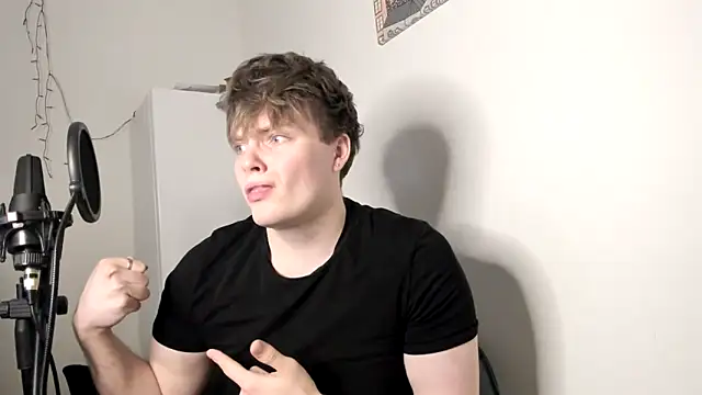 Snapshot of _hetero chatting on February 22, 2026, 3:32 pm hetero online show from February 22, 2026, 3:32 pm