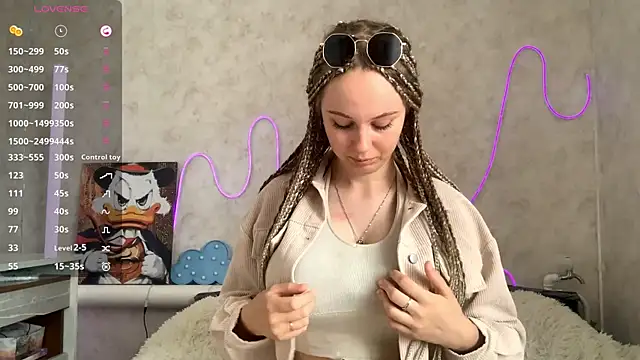 Snapshot of VictoriaDeese chatting on June 22, 2026, 3:36 am VictoriaDeese online show from June 22, 2026, 3:36 am