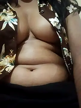 Snapshot of Rubby2233 chatting on March 1, 2026, 5:04 pm Rubby2233 online show from March 1, 2026, 5:04 pm