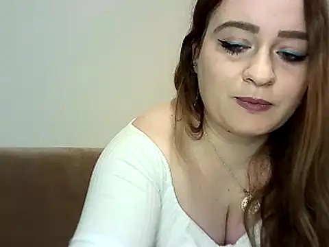 Snapshot of JulietteAnne2 chatting on February 20, 2026, 11:22 am JulietteAnne2 online show from February 20, 2026, 11:22 am