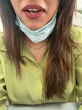 Snapshot of ISHA-STRIP chatting on March 26, 2026, 6:52 am ISHA-STRIP online show from March 26, 2026, 6:52 am