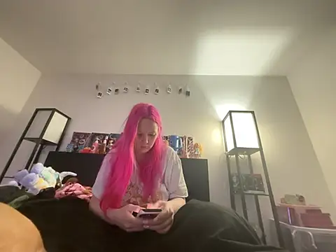 Snapshot of pinkhairfun16 chatting on March 5, 2026, 7:26 am pinkhairfun16 online show from March 5, 2026, 7:26 am