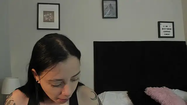 sabbrand0111 online show from March 4, 2026, 7:31 pm