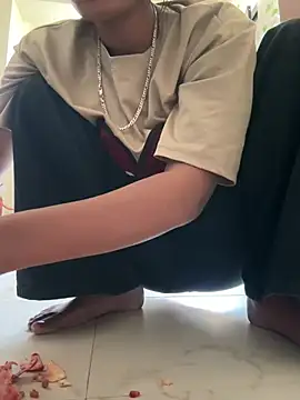 meenu cuties online show from March 27, 2026, 6:19 am