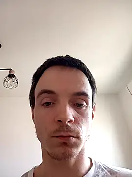 thom7246 online show from March 29, 2026, 3:23 pm