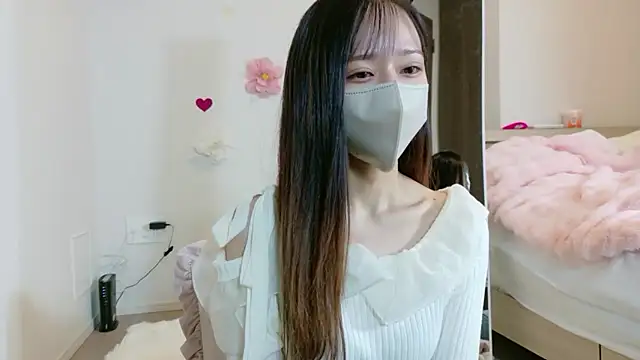 Snapshot of maichan_v chatting on February 27, 2026, 11:10 am maichan v online show from February 27, 2026, 11:10 am