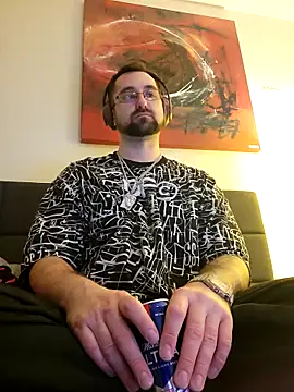 LargeLith online show from March 3, 2026, 10:15 pm