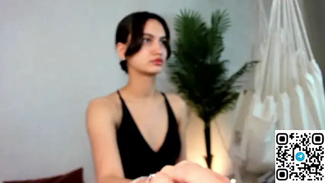 Snapshot of Adele_Lanea chatting on March 25, 2026, 9:15 am Adele Lanea online show from March 25, 2026, 9:15 am