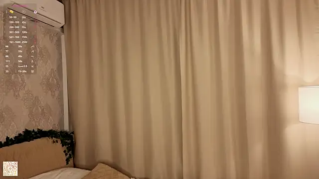 Snapshot of JoslynContrera chatting on March 1, 2026, 4:14 am JoslynContrera online show from March 1, 2026, 4:14 am