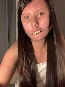 Snapshot of lady_moon09 chatting on February 21, 2026, 10:38 am lady moon09 online show from February 21, 2026, 10:38 am