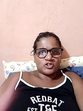 indianstrawberrylips4u online show from February 28, 2026, 7:04 pm