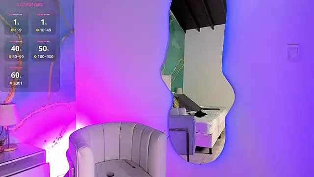 milkavelvett online show from March 30, 2026, 12:06 pm