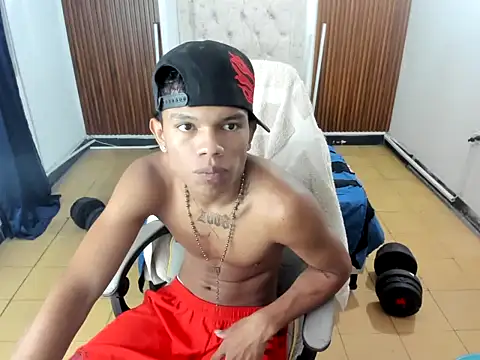 Snapshot of juan_mhata chatting on June 1, 2026, 12:45 am juan mhata online show from June 1, 2026, 12:45 am