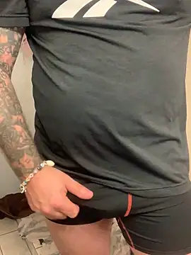 cruising-land online show from February 18, 2026, 1:12 am