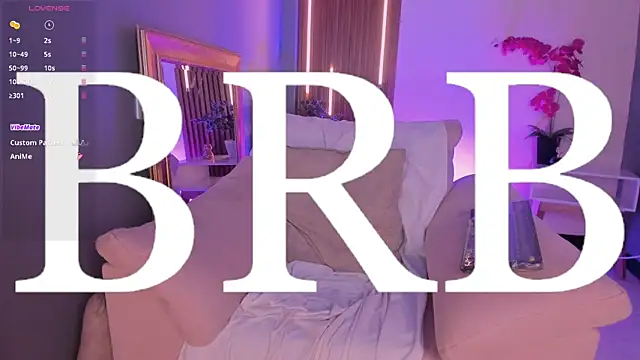 LunaaHarper online show from April 16, 2026, 9:39 pm