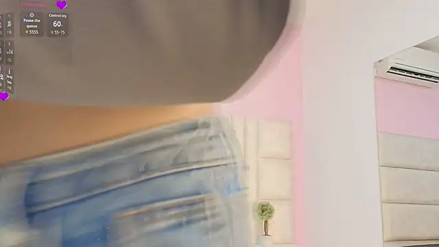 Liia Collins online show from May 26, 2026, 5:09 pm