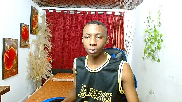 milo018 online show from March 18, 2026, 8:45 pm