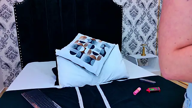 Snapshot of Danni_Night chatting on February 25, 2026, 3:16 am Danni Night online show from February 25, 2026, 3:16 am