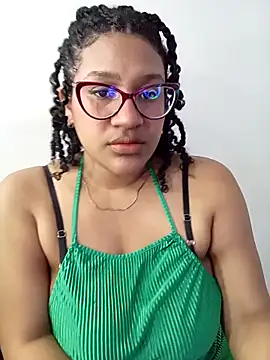 Snapshot of gigiblue89 chatting on April 30, 2026, 7:47 am gigiblue89 online show from April 30, 2026, 7:47 am