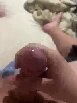 Snapshot of brunonovinho18 chatting on February 20, 2026, 10:43 pm brunonovinho18 online show from February 20, 2026, 10:43 pm