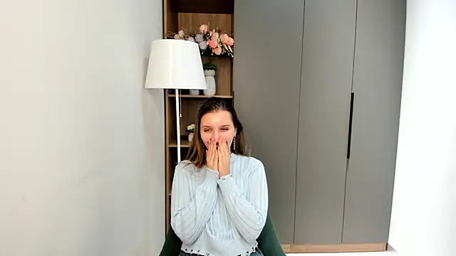 AshelyPeakes online show from February 19, 2026, 5:03 am