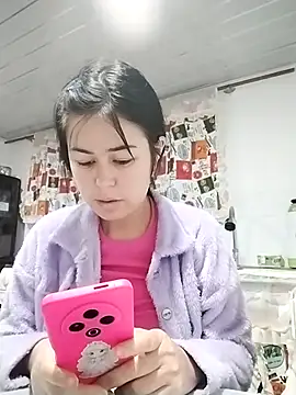 Snapshot of CandyyLove69 chatting on February 26, 2026, 2:32 am CandyyLove69 online show from February 26, 2026, 2:32 am