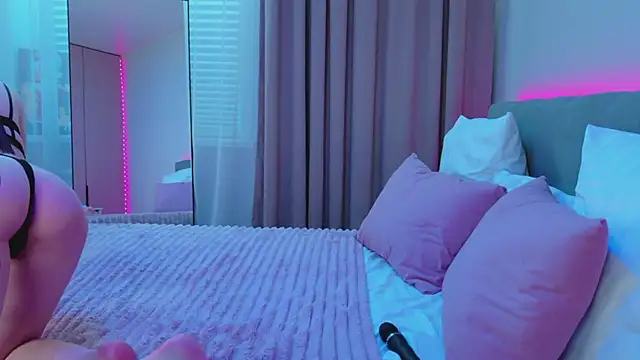 Snapshot of Rossy_X chatting on April 9, 2026, 12:54 am Rossy X online show from April 9, 2026, 12:54 am