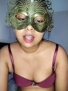 Snapshot of sugermoji chatting on April 9, 2026, 4:45 am sugermoji online show from April 9, 2026, 4:45 am