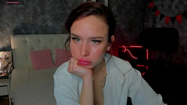 tina xx tina online show from March 27, 2026, 1:44 am