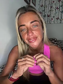 ScarlettGold  online show from March 13, 2026, 12:12 pm