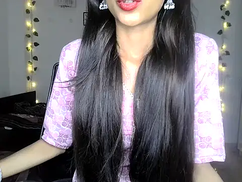 SIKSHA SINGH online show from May 31, 2026, 6:31 pm