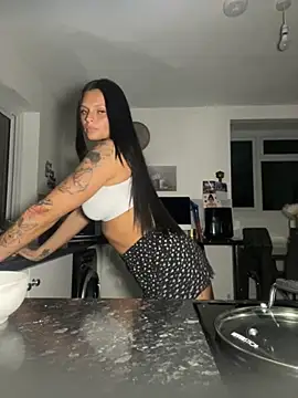 Destinylovex online show from March 11, 2026, 9:10 pm