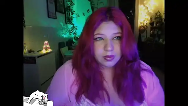 Snapshot of MagicCurves chatting on July 6, 2026, 9:28 pm MagicCurves online show from July 6, 2026, 9:28 pm