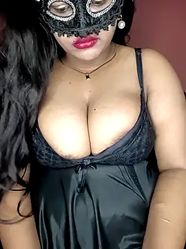 Hot Girl Dimple online show from April 23, 2026, 6:25 am