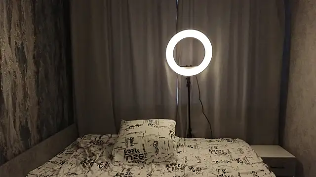 Snapshot of DevilWearsPradaa chatting on February 23, 2026, 2:36 pm DevilWearsPradaa online show from February 23, 2026, 2:36 pm