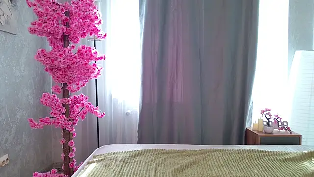 InfiniteBeauty online show from April 23, 2026, 2:08 pm