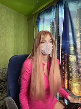 SophieBlackwood online show from May 24, 2026, 7:57 am
