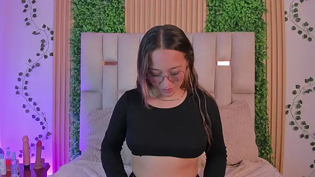 Kitty Milk nm online show from April 16, 2026, 4:41 pm