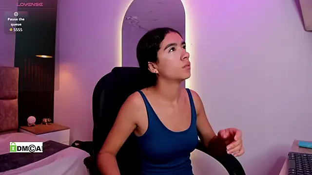 Snapshot of jasmin_adams chatting on June 1, 2026, 12:18 pm jasmin adams online show from June 1, 2026, 12:18 pm